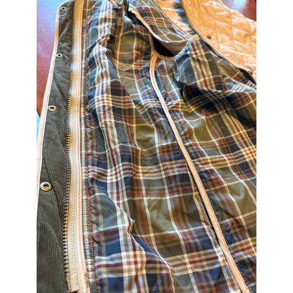 L.L Bean Riding Vest Quilted Tan Plaid Lining Small Regular - Picture 5 of 11